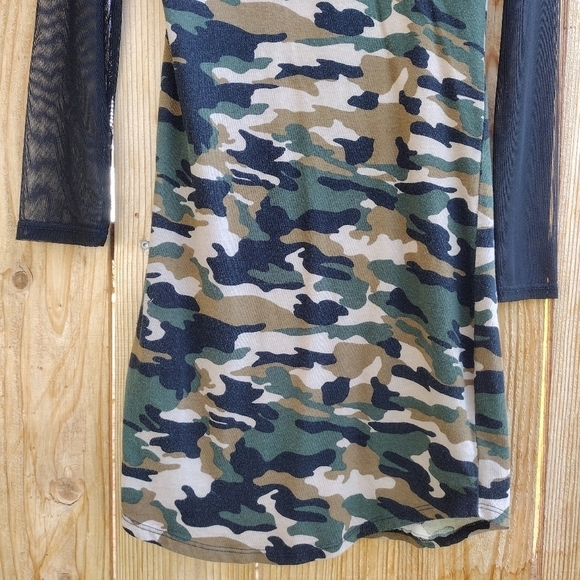 Heart & Hips - Camo Mesh Midi Dress - Picture 13 of 16